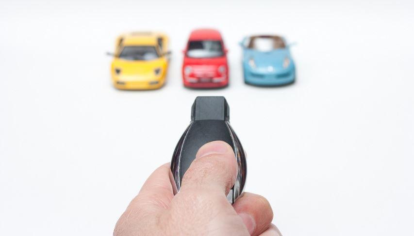 Autos und Schlüssel